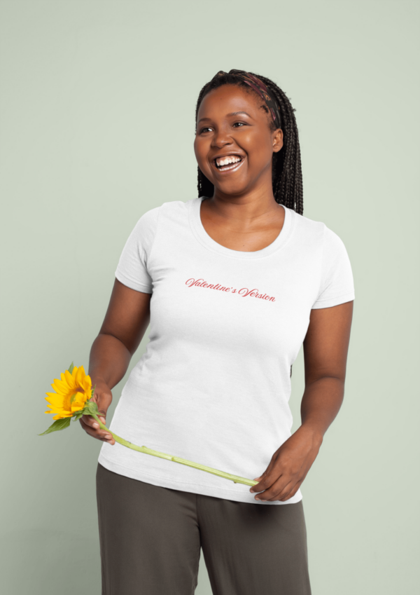 Camiseta San Valentín "Invisible String" - Imagen 2